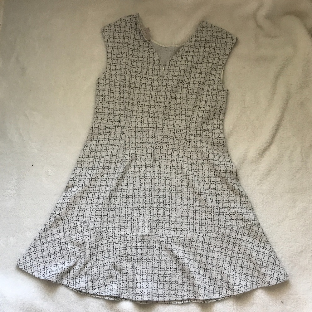 NWT Loft Black Strip White Short Sleeve Dress 14